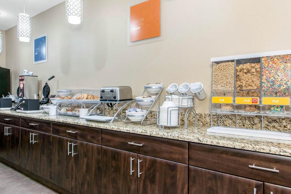 Comfort Suites Terre Haute University Area Luaran gambar