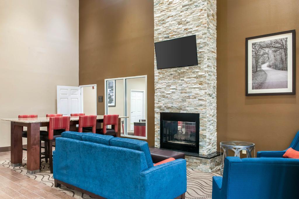 Comfort Suites Terre Haute University Area Luaran gambar