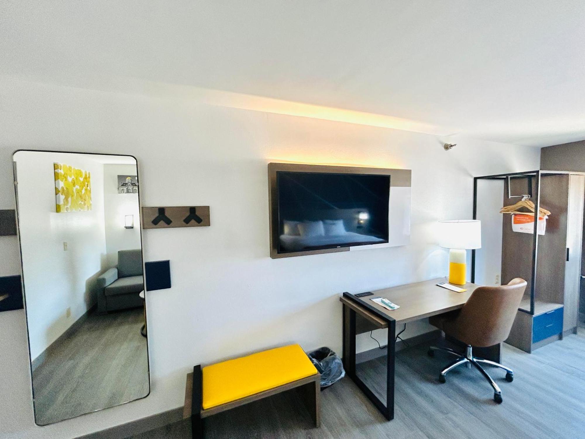 Comfort Suites Terre Haute University Area Luaran gambar