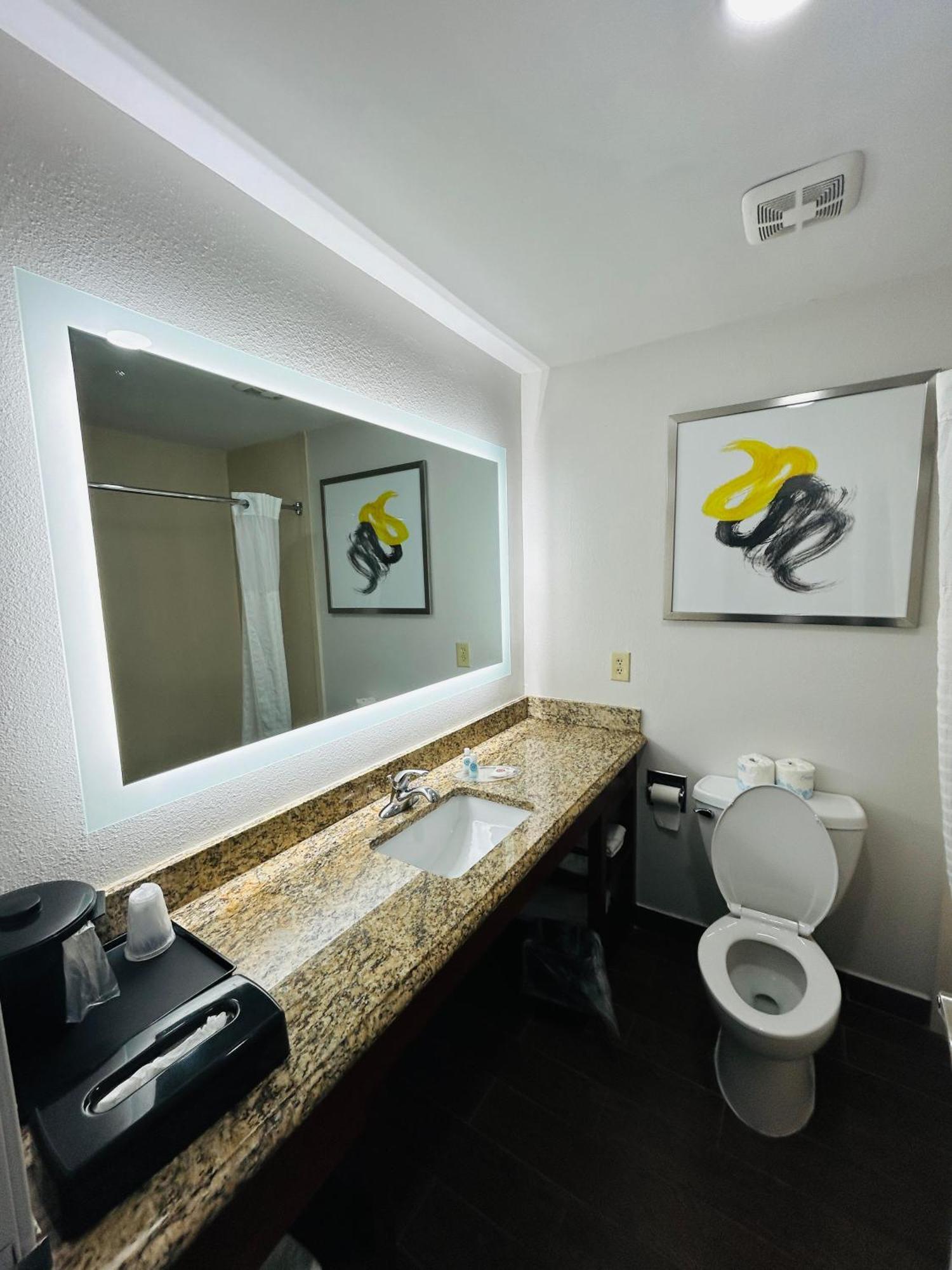 Comfort Suites Terre Haute University Area Luaran gambar