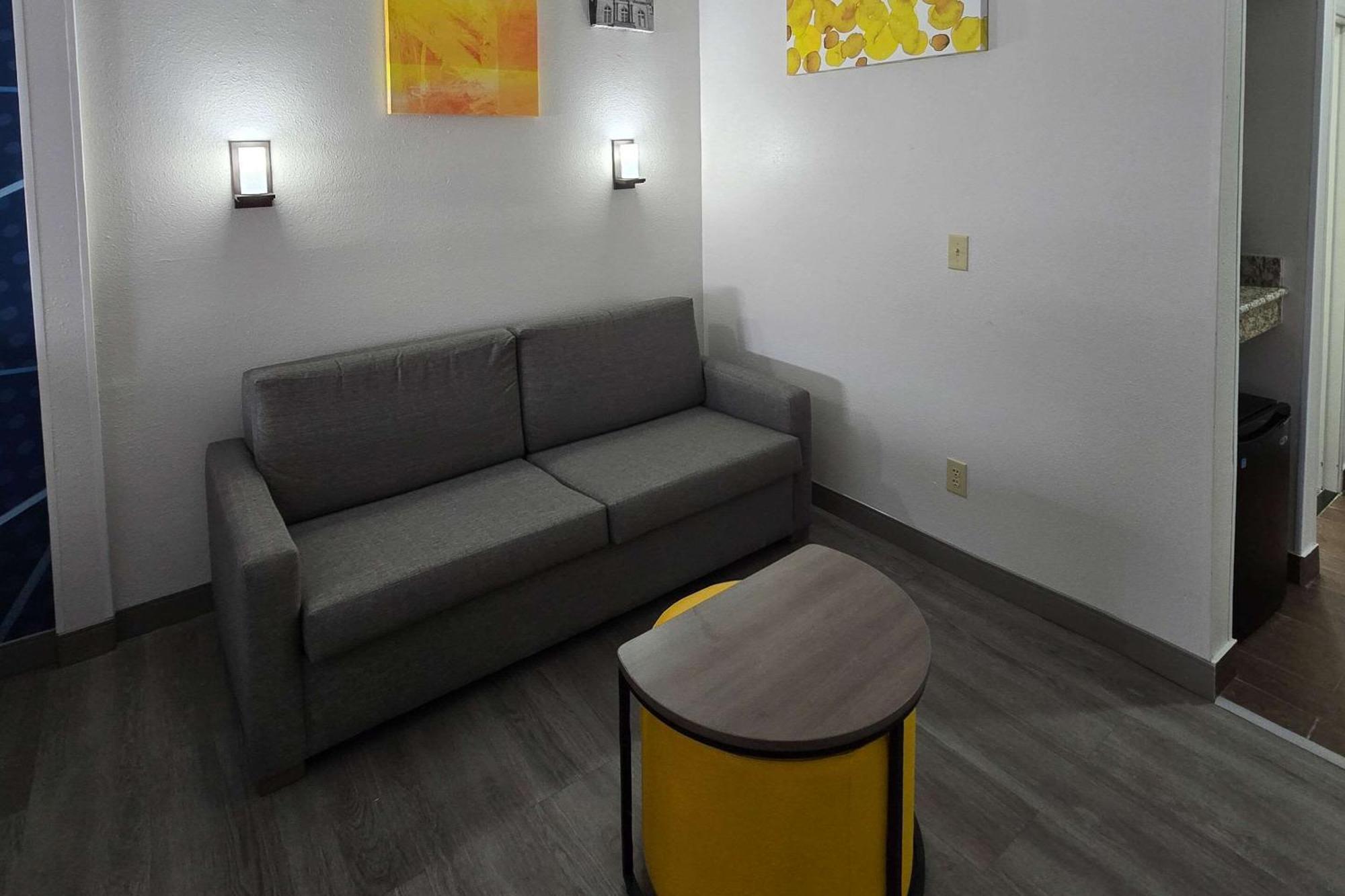 Comfort Suites Terre Haute University Area Luaran gambar